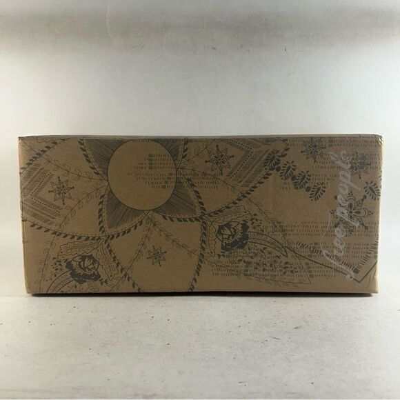 NEW Free People Long Weekend Leather Sandals Off White Size EU 39 US 8.5 - Picture 9 of 9